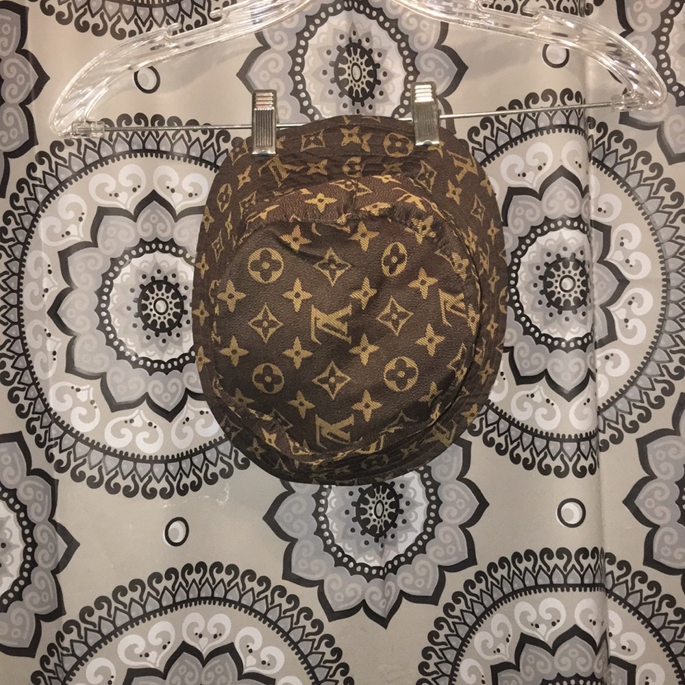 Louis vuitton bucket hat